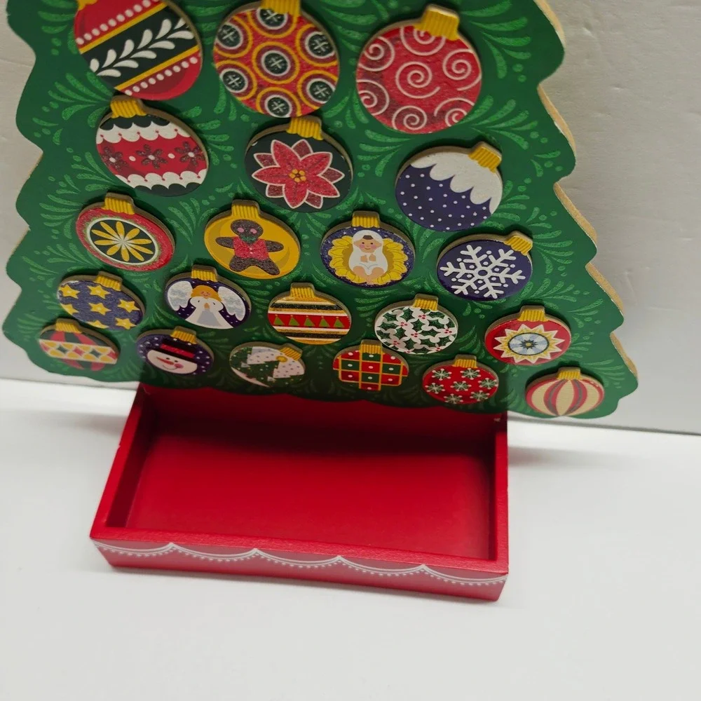 Melissa & Doug Wooden Advent Calendar Kids OS Green Magnetic Tree 9327